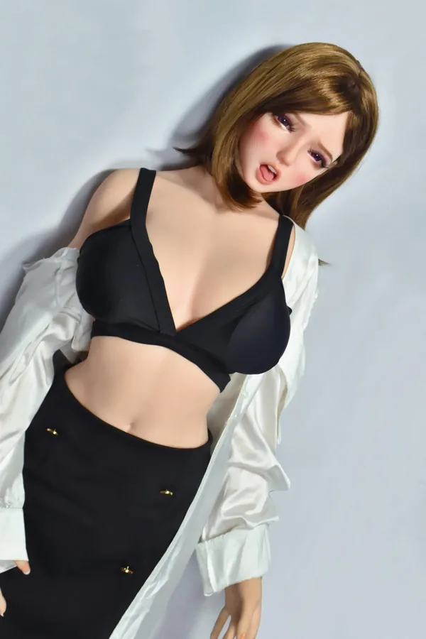 Elsa Babe Hasegawa Yukina