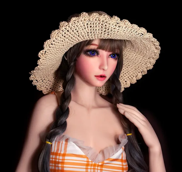 Elsa Babe Chiba Hotaru