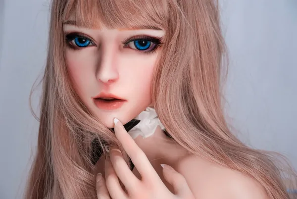 Elsa Babe Sakurai Koyuki