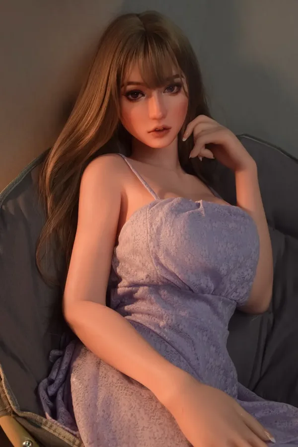 Elsa Babe Sasaki Azusa