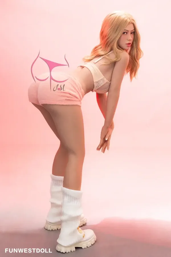 Funwest 155cm F cup - European Lucy