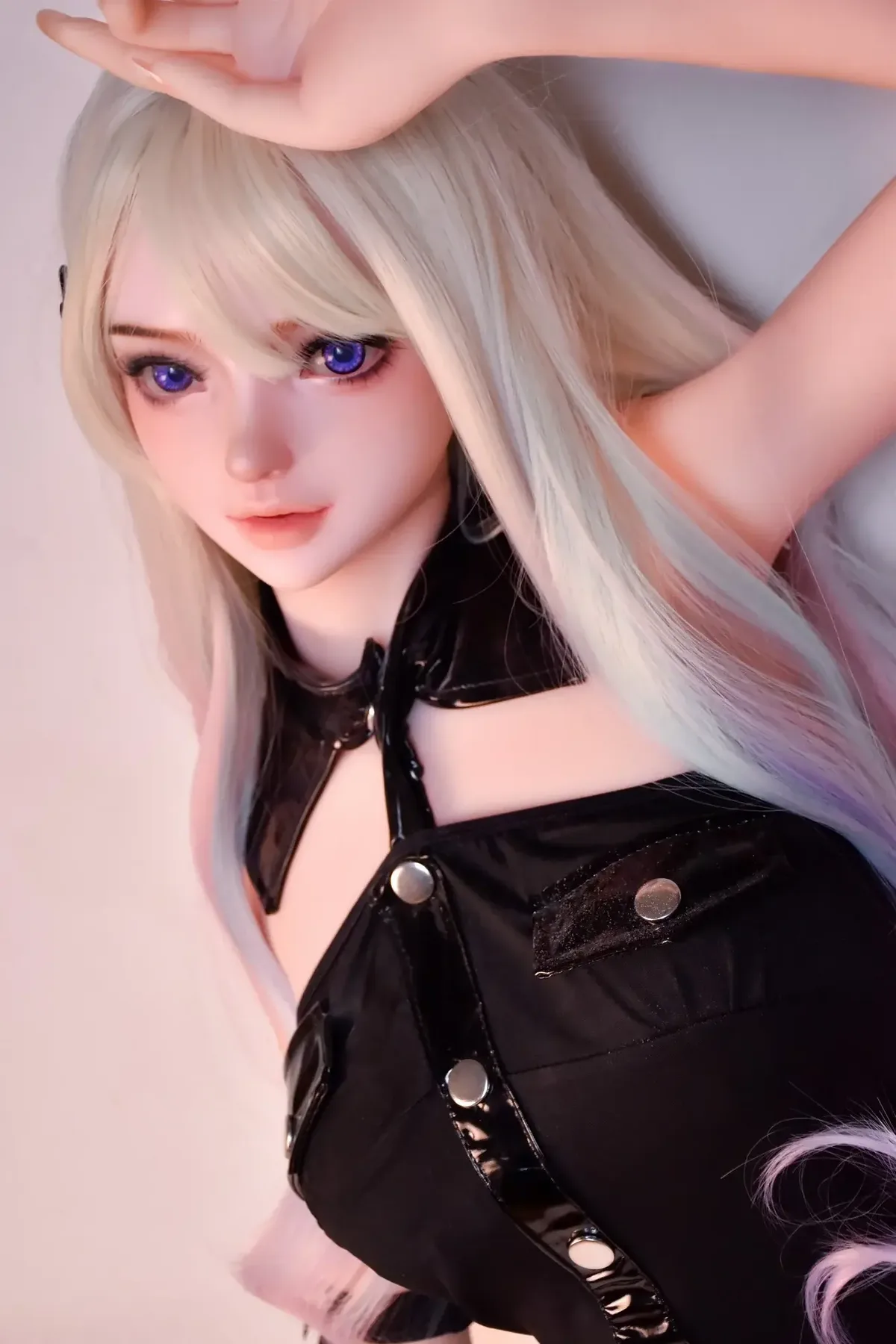 Elsa Babe Kino Kayoko