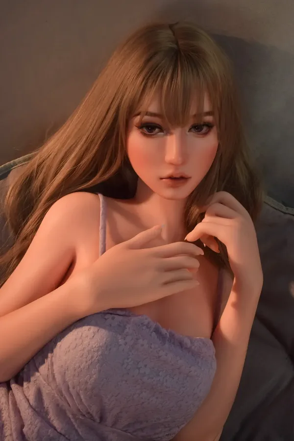 Elsa Babe Sasaki Azusa