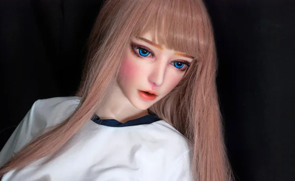Elsa Babe Sakurai Koyuki