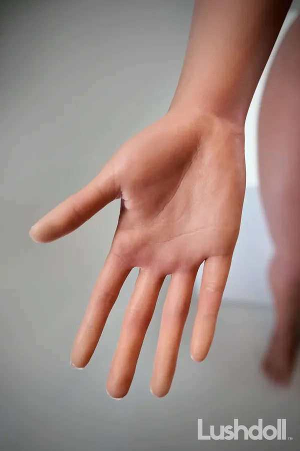 Lushdoll S167cm Silicone - Emily