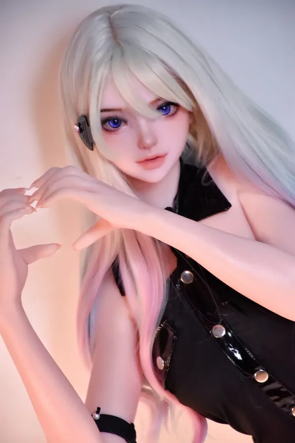 Elsa Babe Kino Kayoko