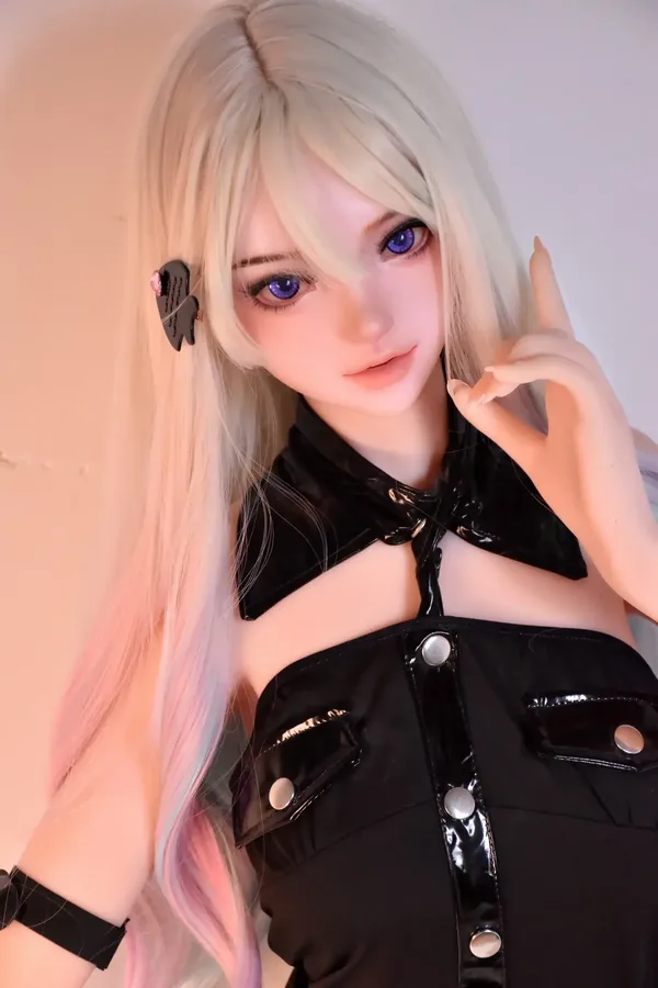Elsa Babe Kino Kayoko